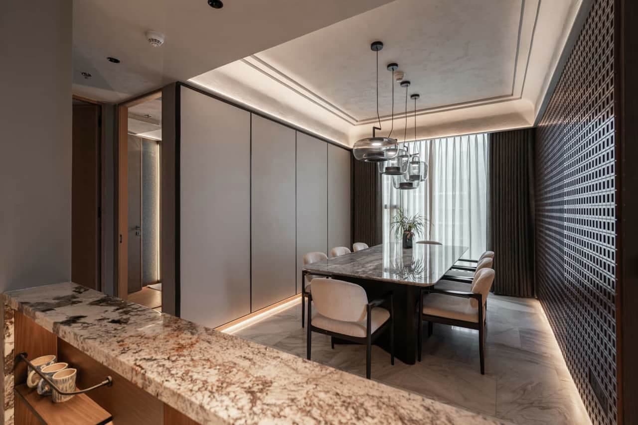 Không gian nội thất TD CASA trong ánh sáng ấm cuối ngày